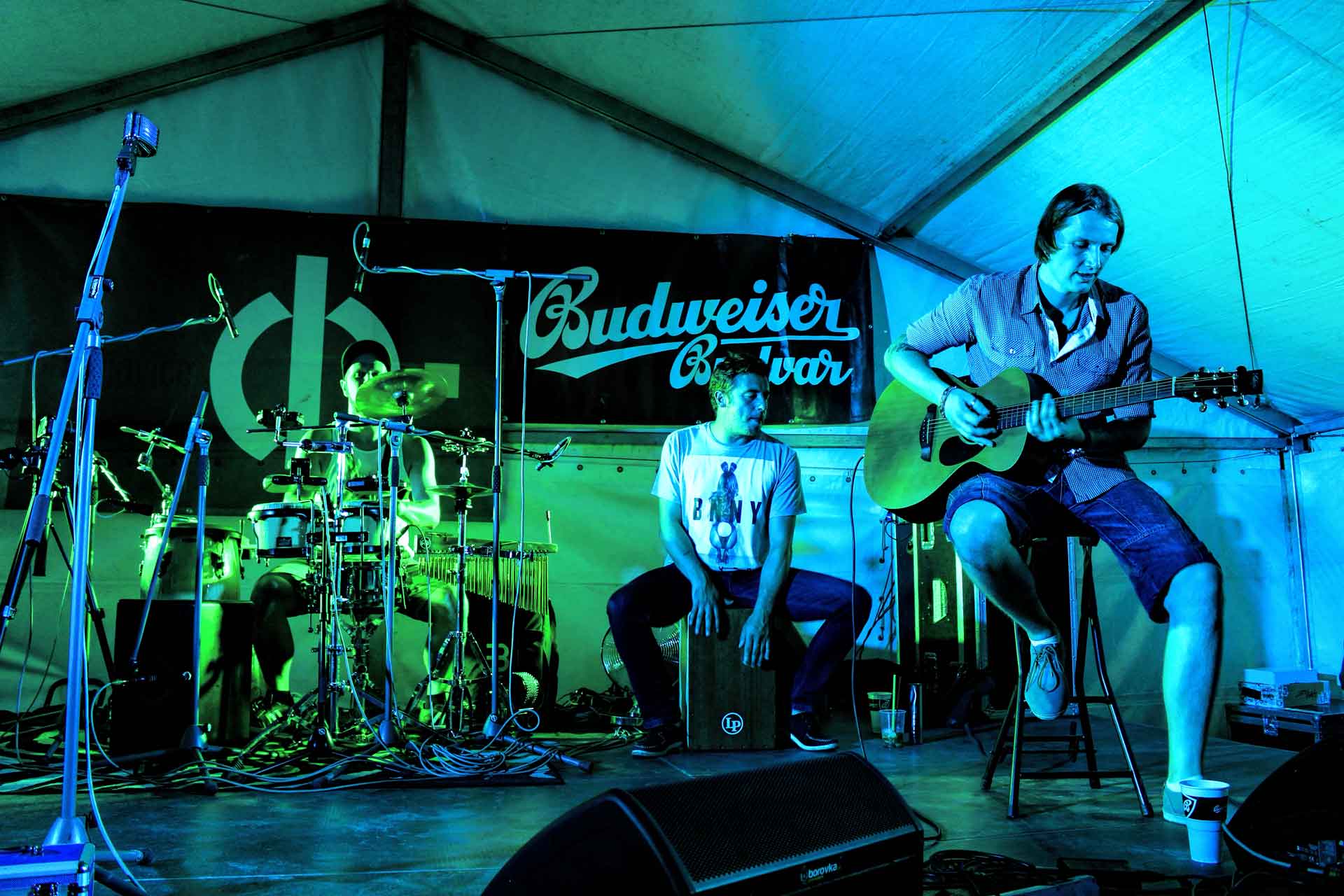 budweis-beer-extraditables-live-2015-06